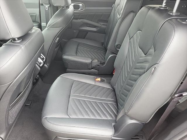 new 2025 Kia Sorento car, priced at $43,297