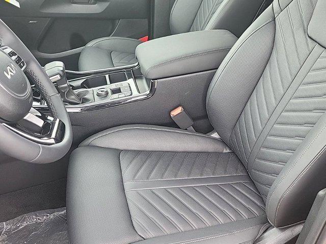 new 2025 Kia Sorento car, priced at $44,040