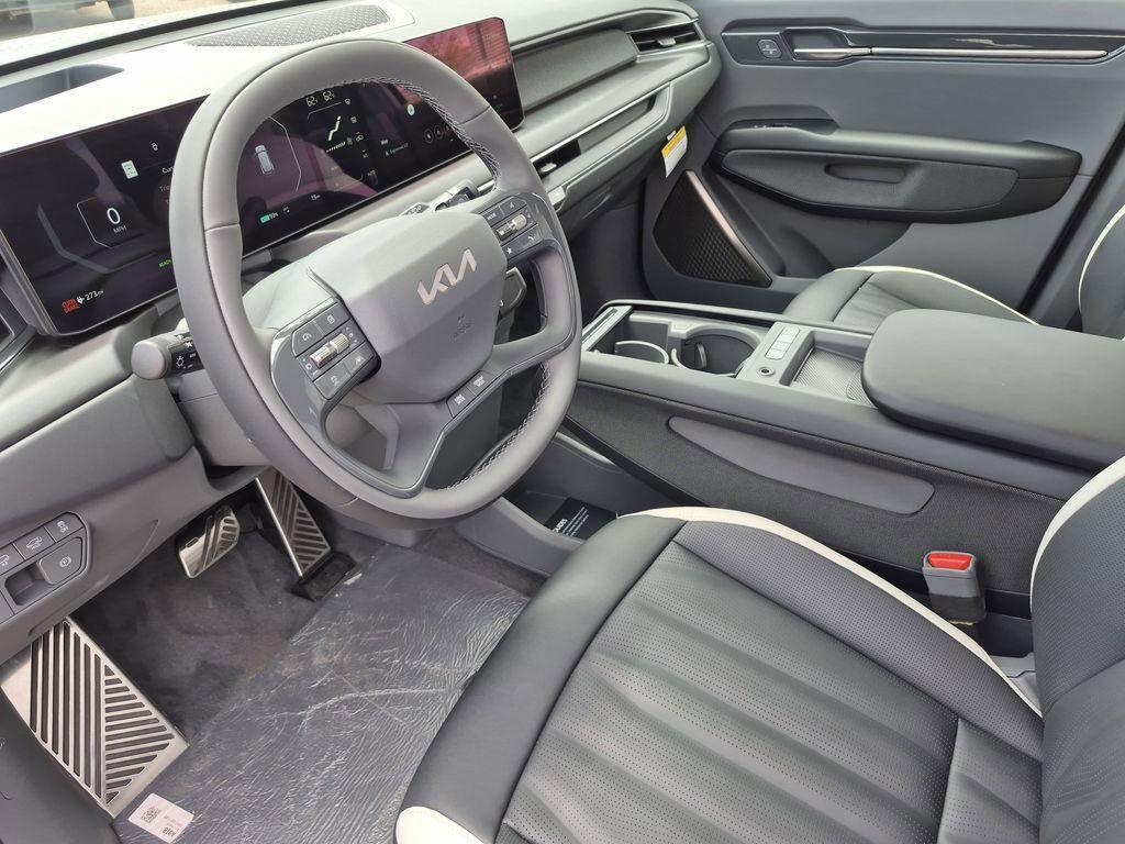 new 2026 Kia EV9 car, priced at $68,429