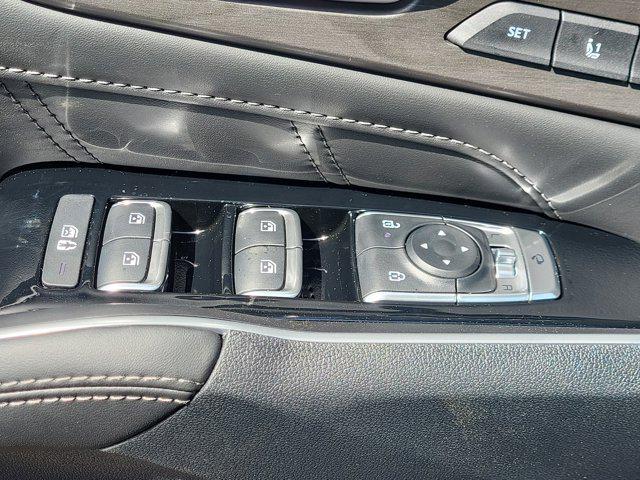new 2025 Kia Sorento car, priced at $44,634