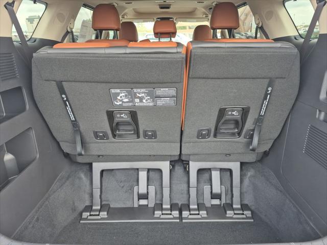 new 2026 Kia Carnival Hybrid car, priced at $51,114