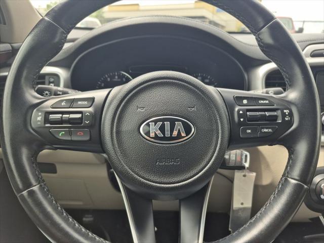 used 2016 Kia Sorento car, priced at $11,498
