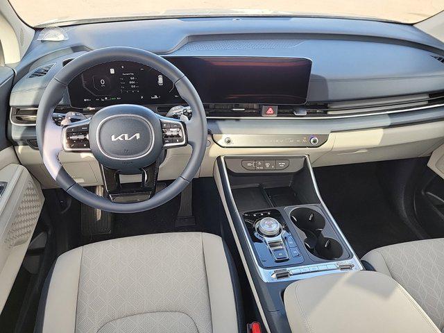 new 2025 Kia Carnival Hybrid car, priced at $47,418