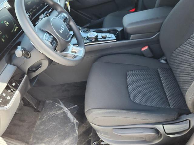 new 2025 Kia Sportage Hybrid car, priced at $30,106