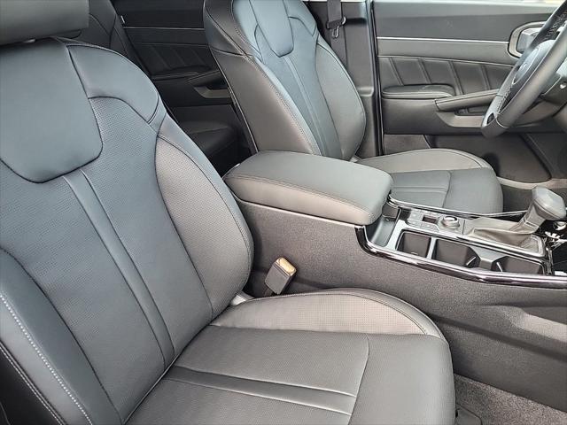 new 2025 Kia Sorento car, priced at $42,041