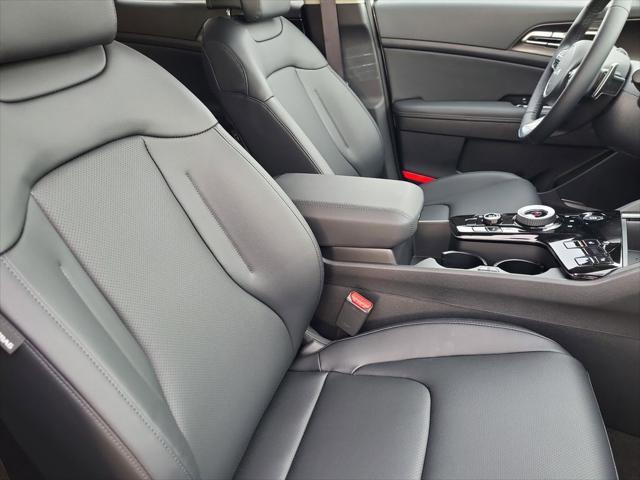 new 2025 Kia Sportage Hybrid car, priced at $34,384