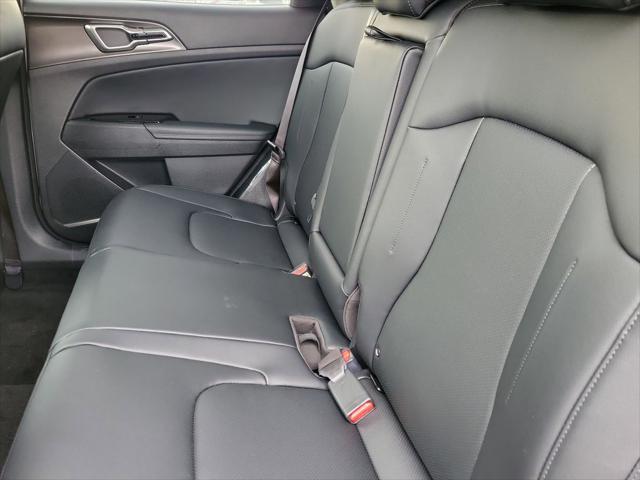 new 2025 Kia Sportage Hybrid car, priced at $34,384