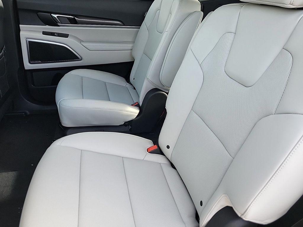 new 2025 Kia Telluride car, priced at $43,527