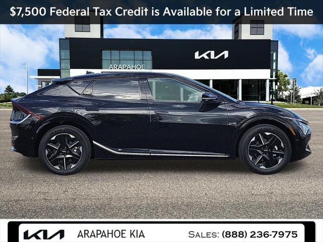 new 2025 Kia EV6 car, priced at $50,301
