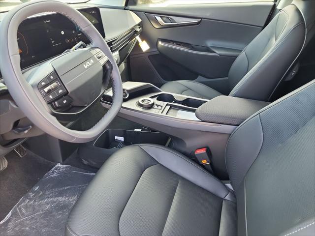 new 2025 Kia EV6 car, priced at $47,752