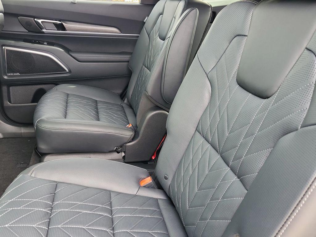 new 2025 Kia Telluride car, priced at $55,034
