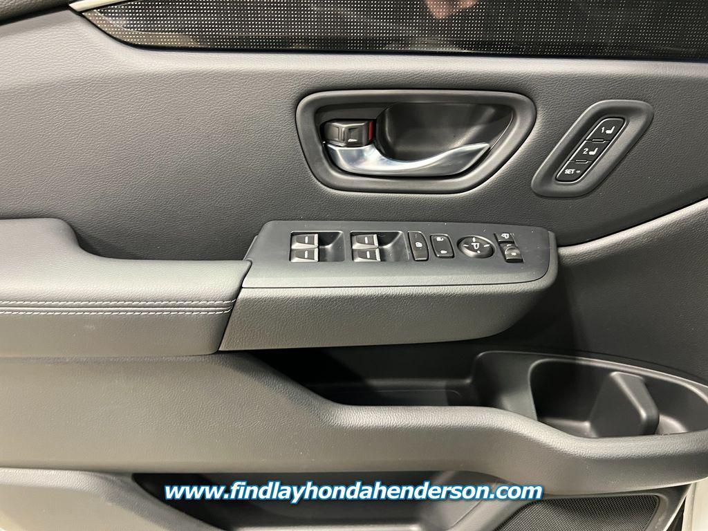 new 2025 Honda Pilot car, priced at $51,317