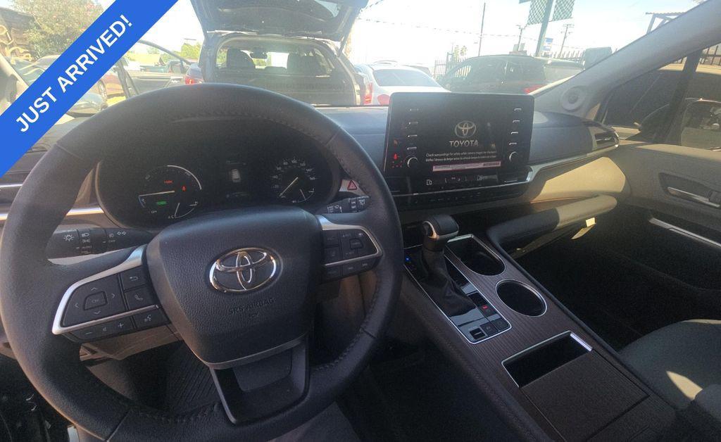 used 2024 Toyota Sienna car, priced at $47,995