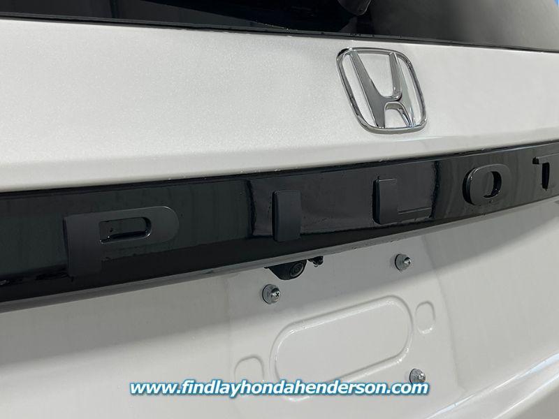 new 2025 Honda Pilot car, priced at $47,550
