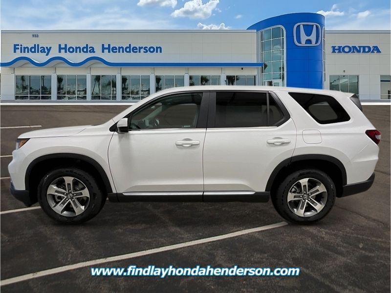 new 2025 Honda Pilot car, priced at $45,182