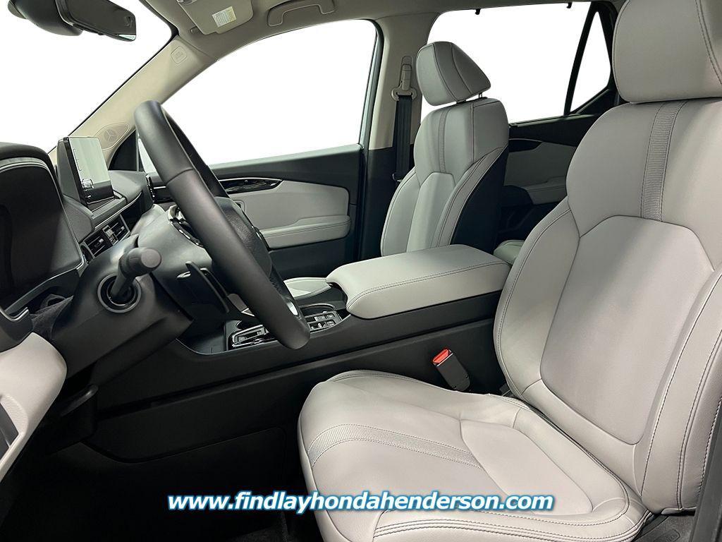 new 2025 Honda Pilot car, priced at $45,182