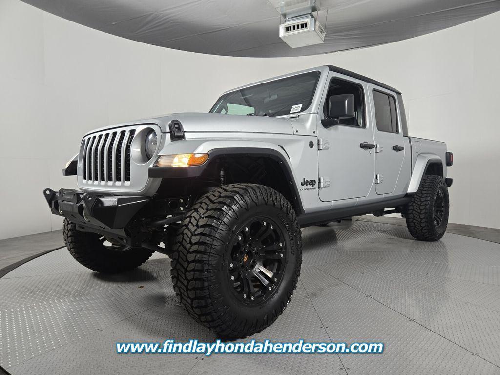 used 2023 Jeep Gladiator car, priced at $30,984
