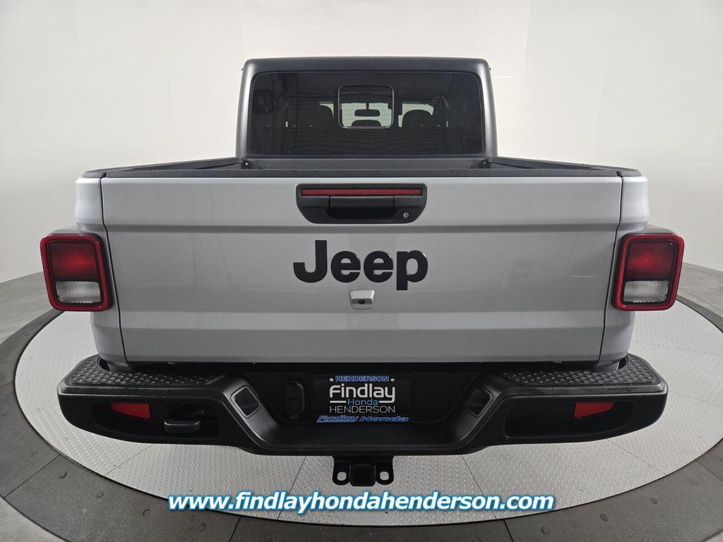 used 2023 Jeep Gladiator car, priced at $30,984