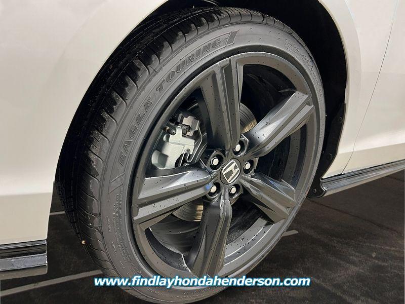 new 2025 Honda Accord Hybrid car, priced at $35,557