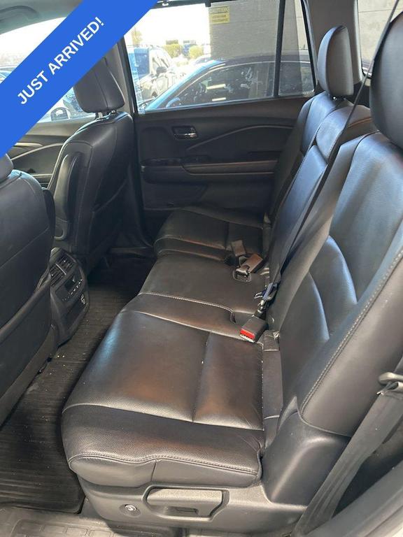 used 2020 Honda Pilot car, priced at $24,995