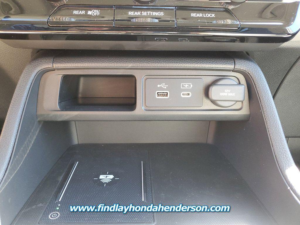 new 2025 Honda Pilot car, priced at $51,350