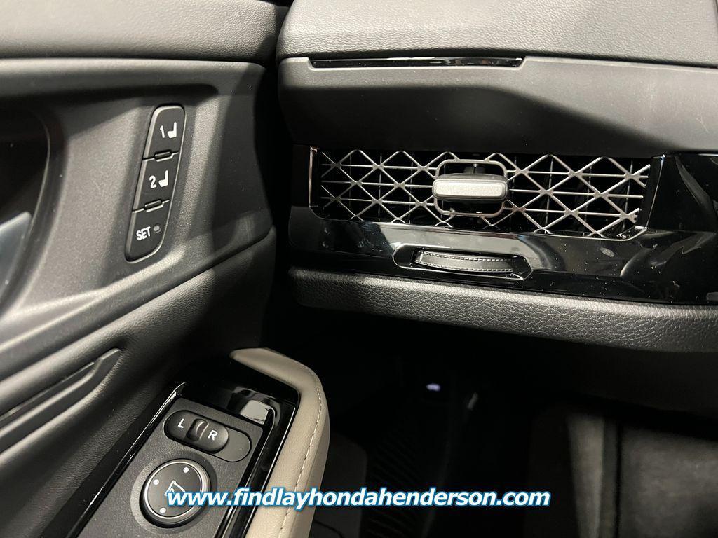 new 2025 Honda Accord Hybrid car, priced at $37,803