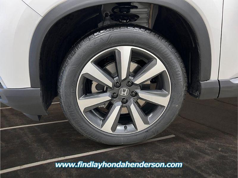 new 2025 Honda Pilot car, priced at $51,196