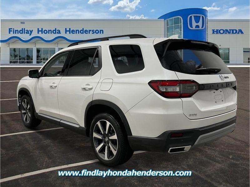 new 2025 Honda Pilot car, priced at $51,196