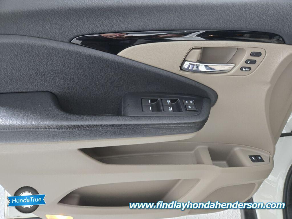 used 2019 Honda Pilot car, priced at $26,984