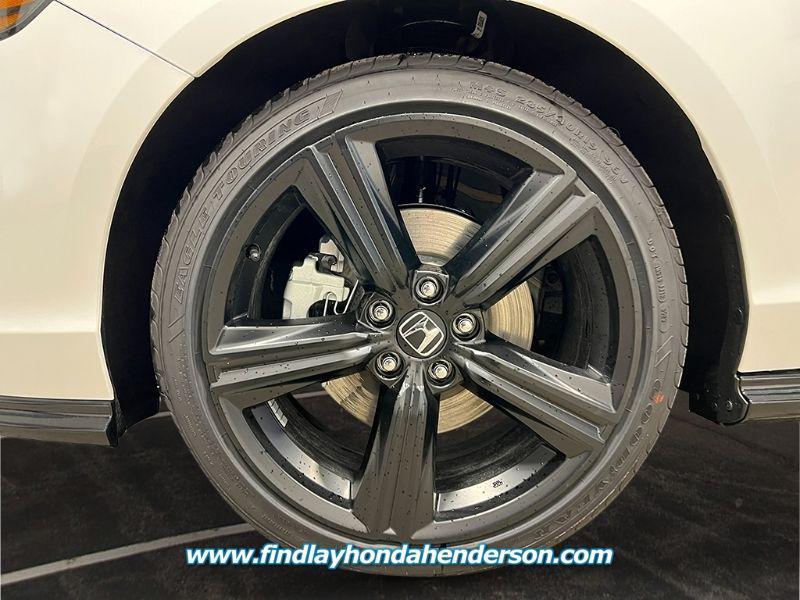 new 2025 Honda Accord Hybrid car, priced at $35,557