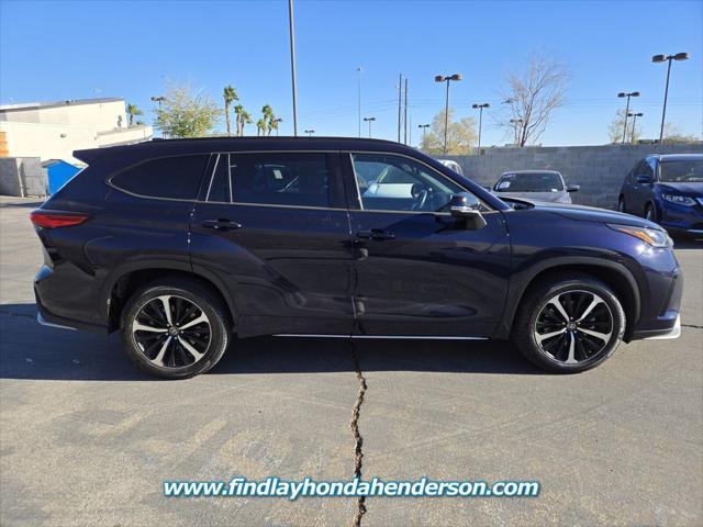 used 2022 Toyota Highlander car, priced at $38,744