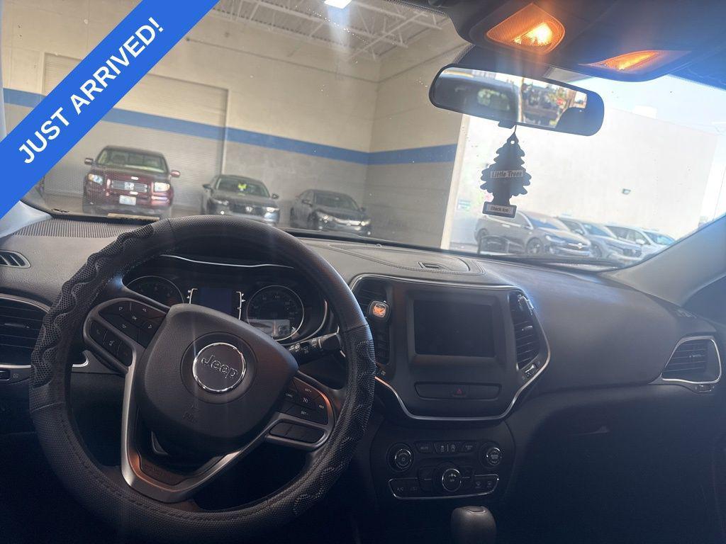 used 2019 Jeep Cherokee car, priced at $11,995