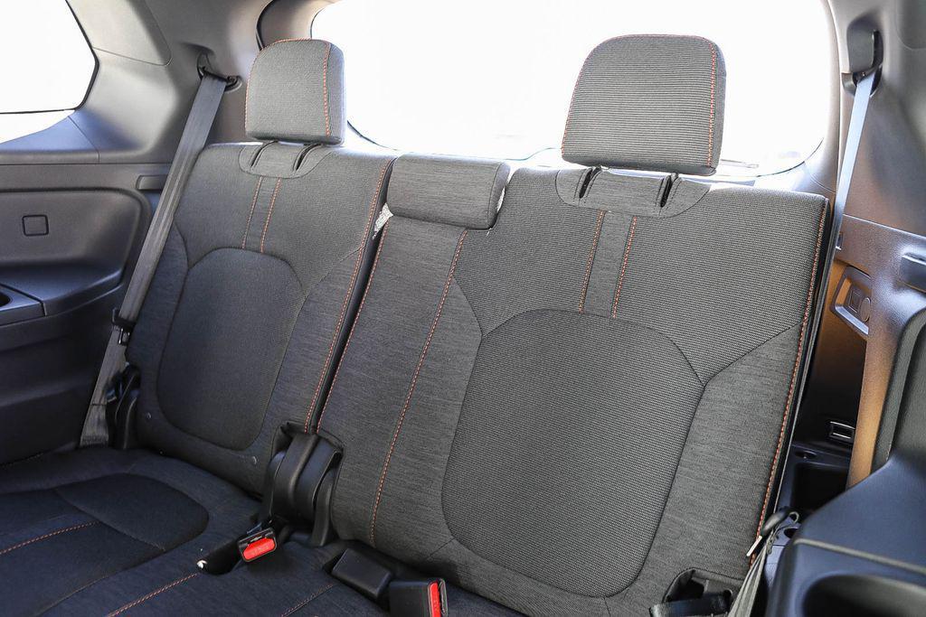 new 2025 Honda Pilot car, priced at $40,189