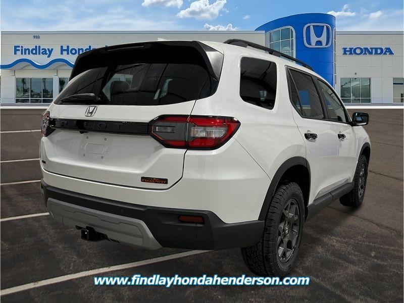 new 2025 Honda Pilot car, priced at $51,350