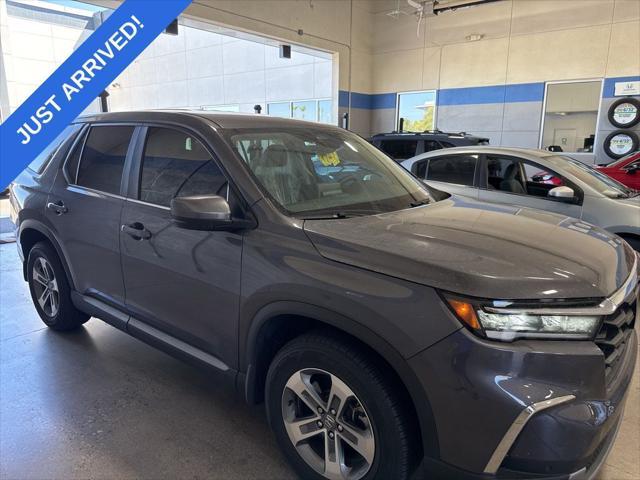 used 2023 Honda Pilot car, priced at $36,995