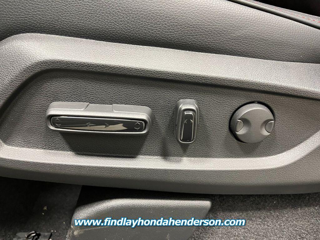 new 2025 Honda Pilot car, priced at $51,659