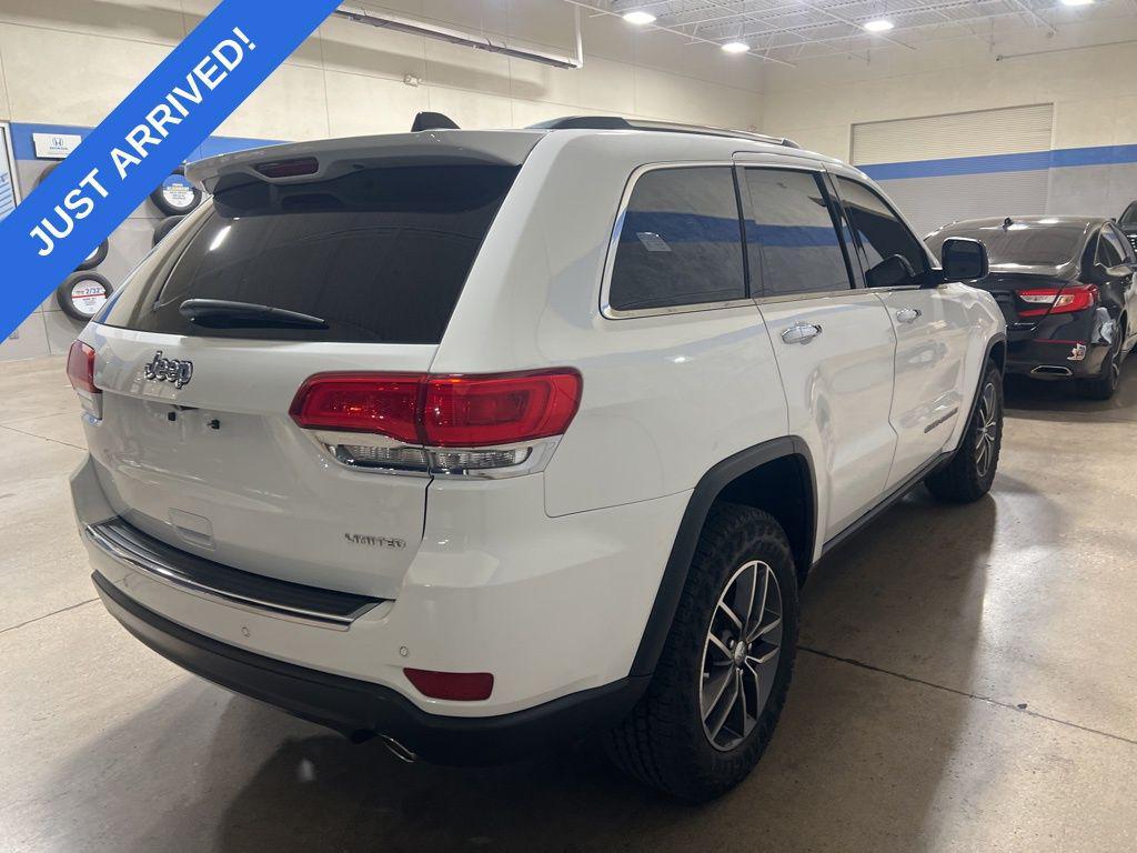 used 2017 Jeep Grand Cherokee car, priced at $17,484