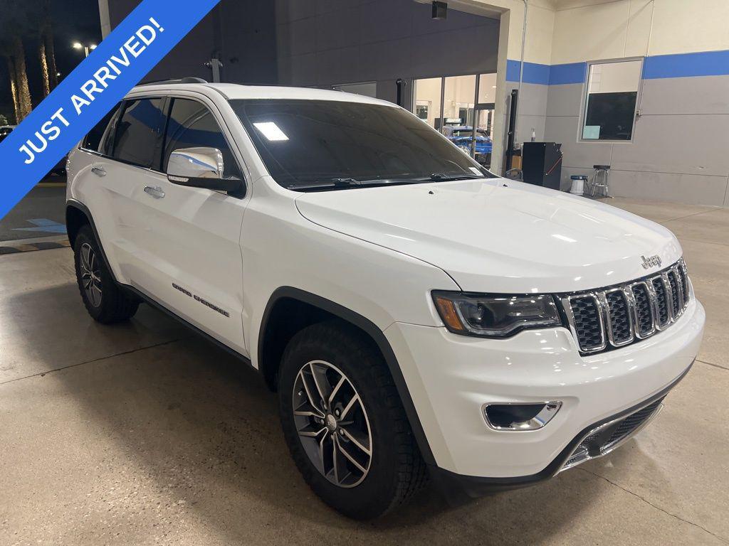 used 2017 Jeep Grand Cherokee car, priced at $17,484