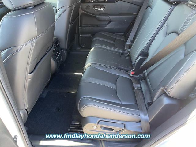 new 2025 Honda Pilot car, priced at $44,571