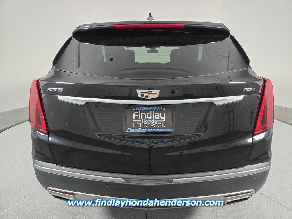 used 2021 Cadillac XT5 car, priced at $29,984