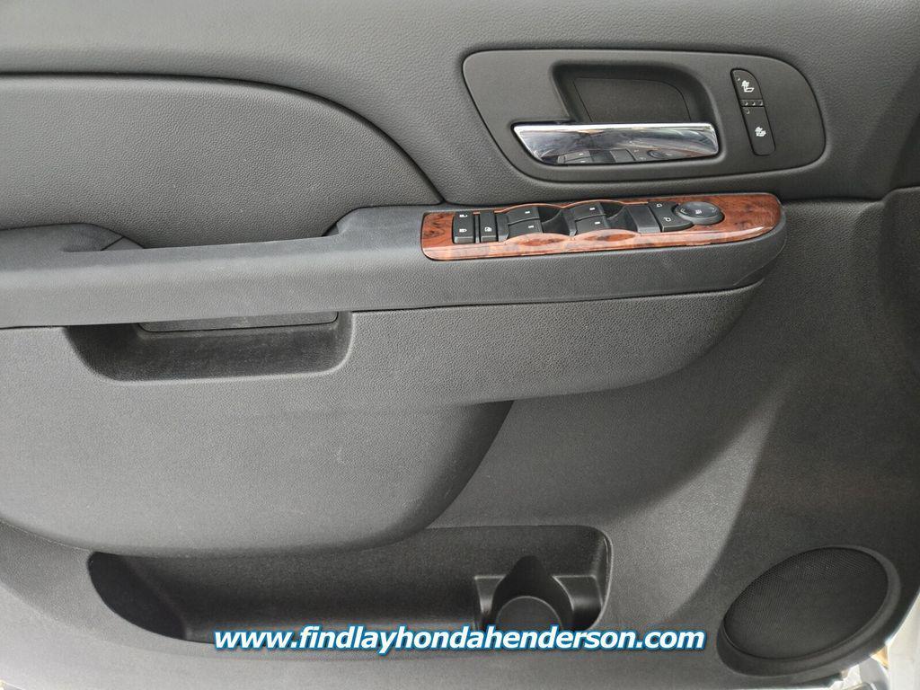 used 2014 GMC Yukon XL car, priced at $15,984