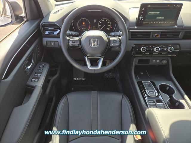 new 2025 Honda Pilot car, priced at $45,519