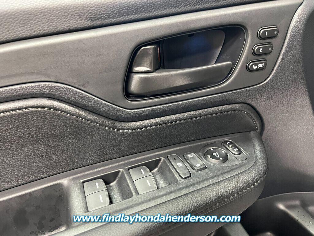 new 2026 Honda Odyssey car, priced at $42,038