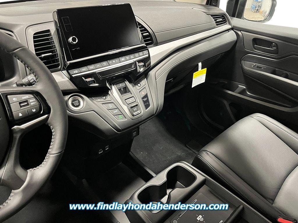 new 2026 Honda Odyssey car, priced at $42,038