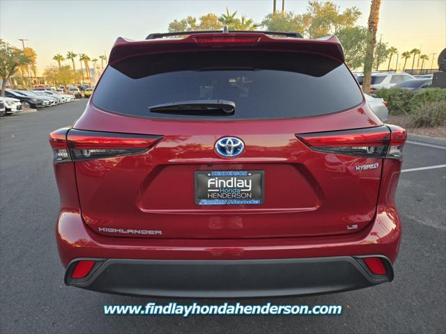 used 2023 Toyota Highlander Hybrid car, priced at $39,888