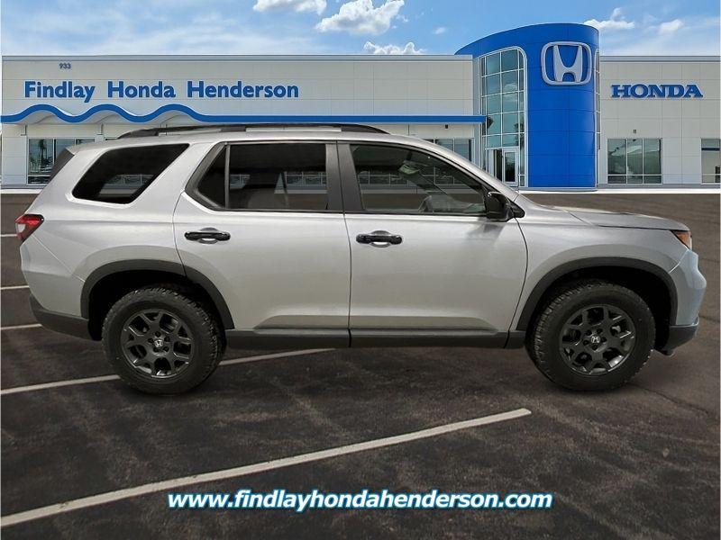 new 2025 Honda Pilot car, priced at $50,895