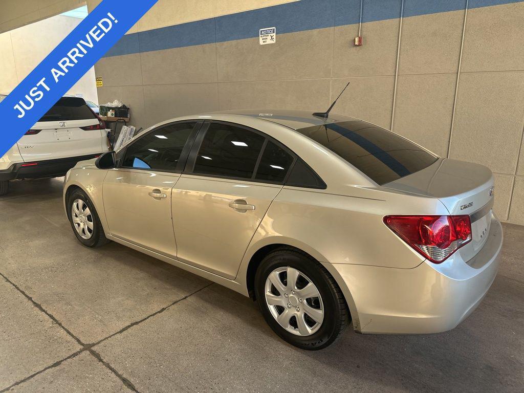 used 2014 Chevrolet Cruze car, priced at $8,995