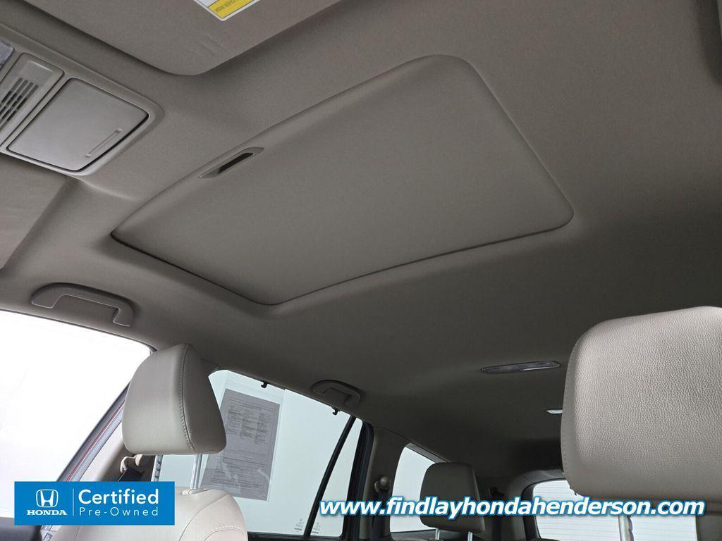 used 2022 Honda Pilot car, priced at $32,984