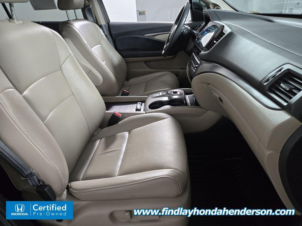 used 2022 Honda Pilot car, priced at $32,984