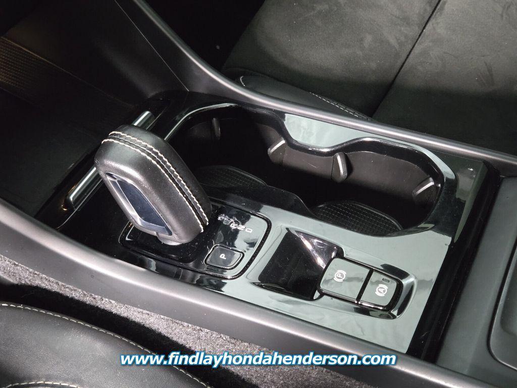 used 2020 Volvo XC40 car, priced at $16,984